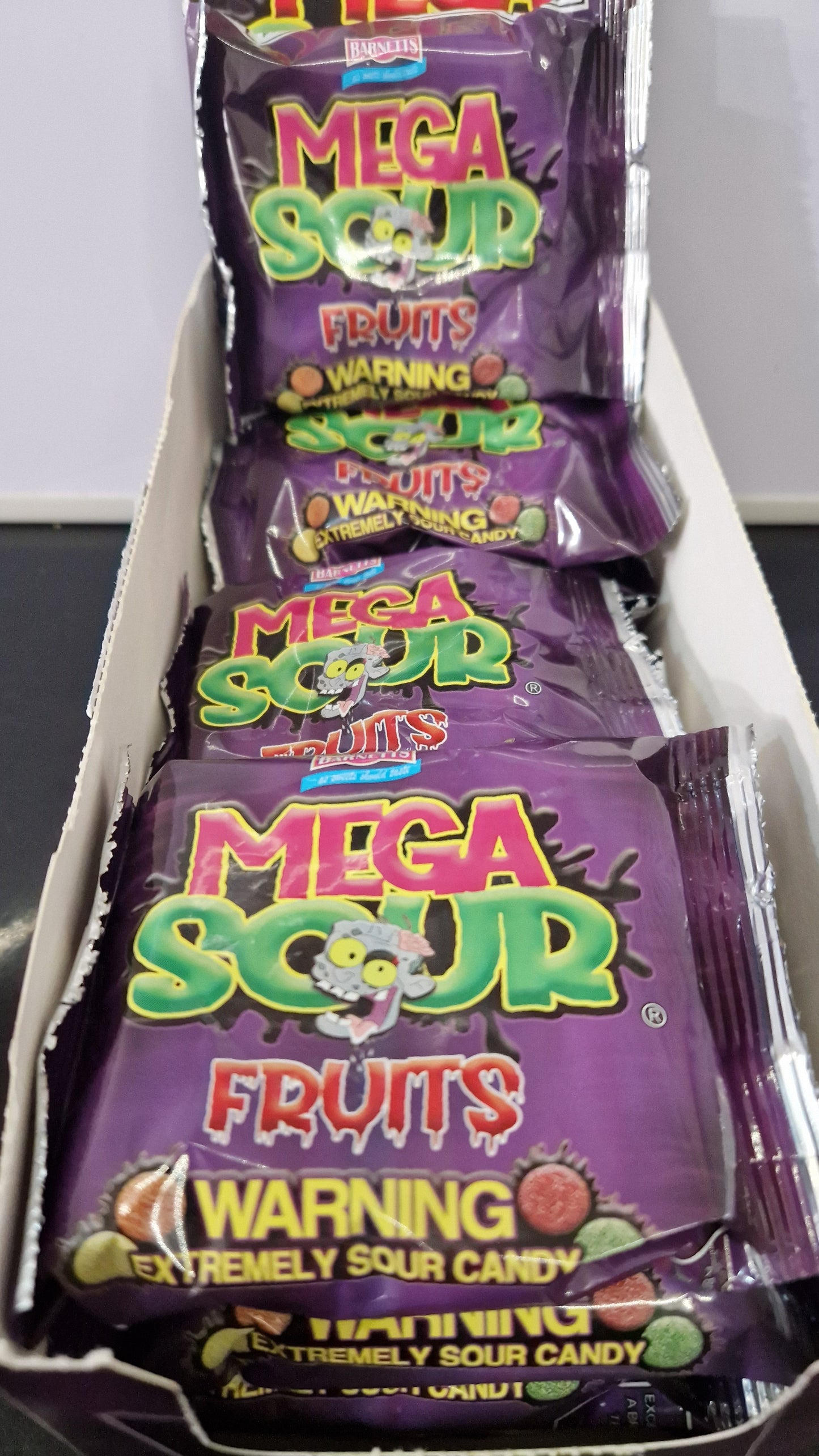 MEGA SOUR FRUITS!!