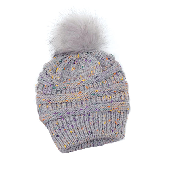 COUTHIE POMPOM HAT - GREY